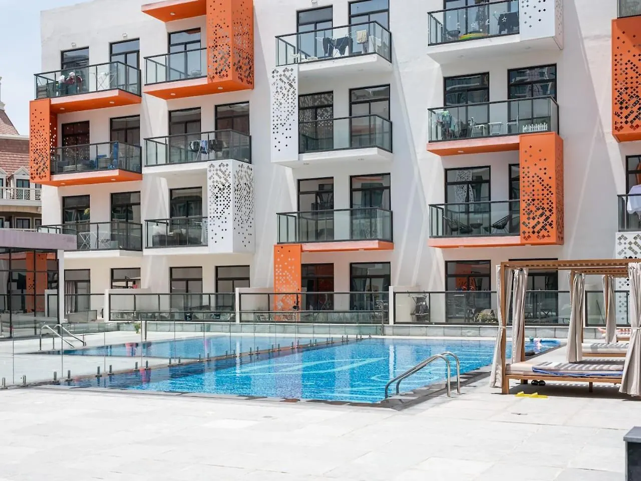 Bright And Spacious 1 Bed Prime Jvc Location Dubai Apartment
